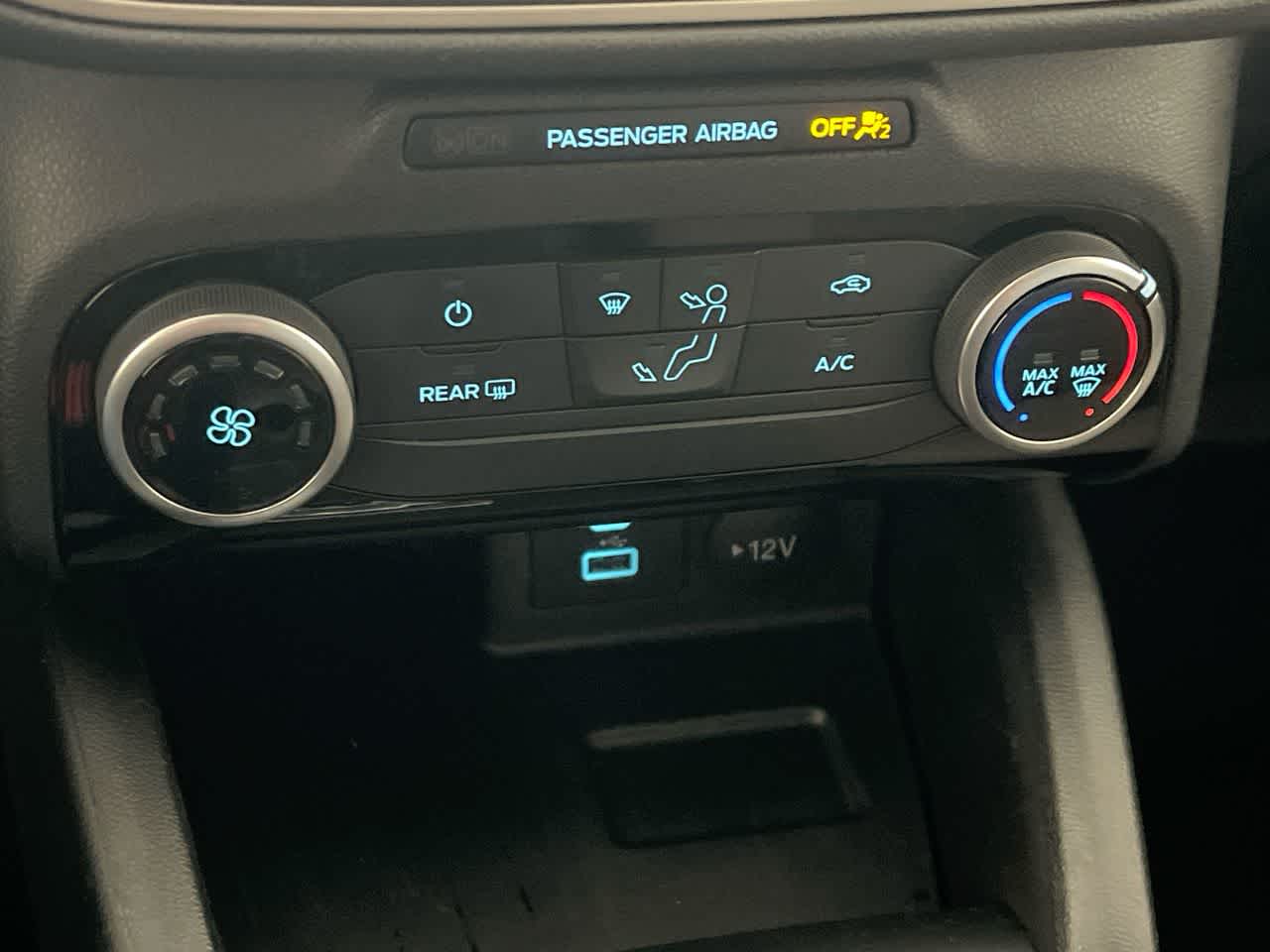 Thumbnail: 2022 Ford Escape - 18