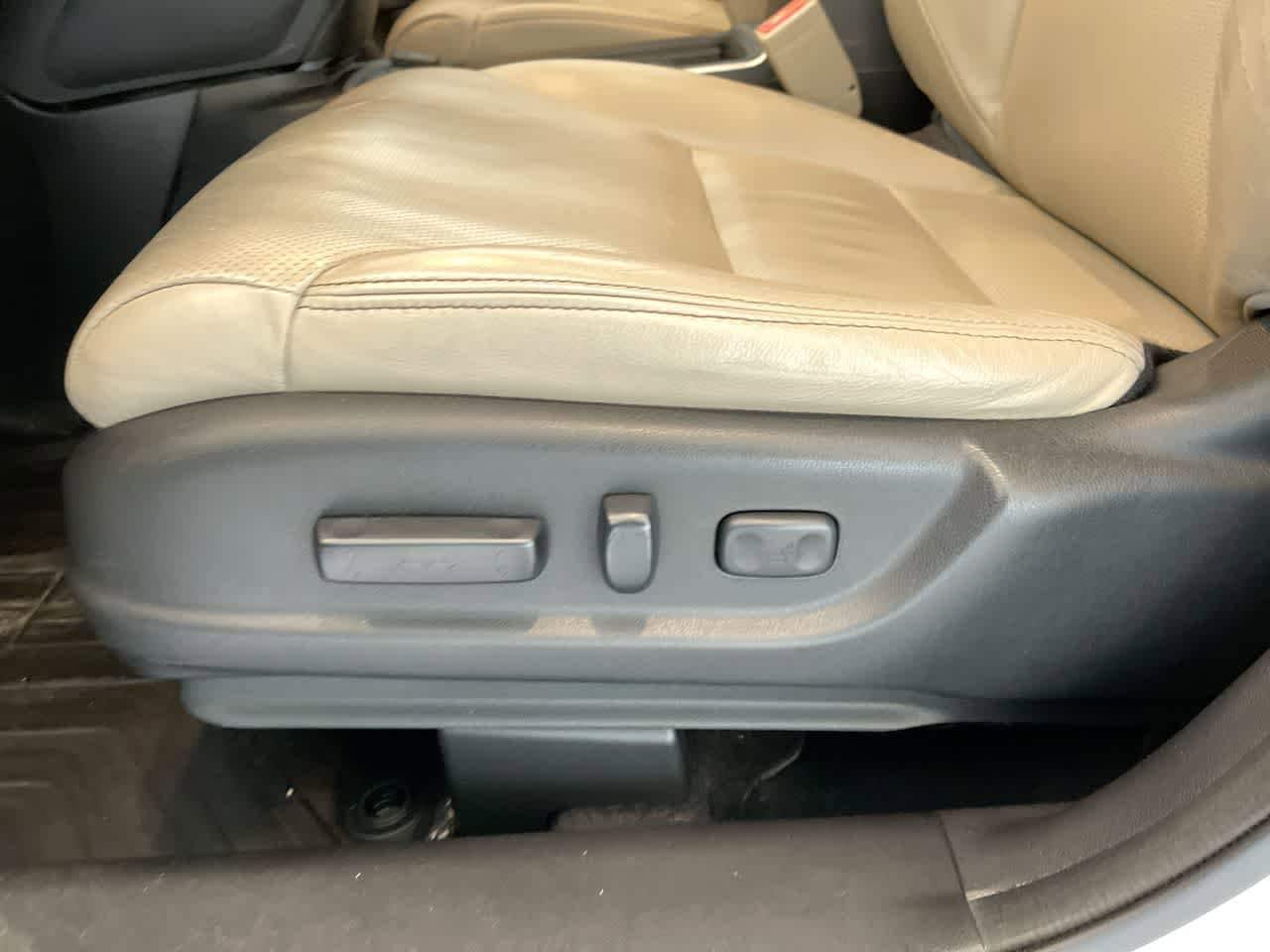 Thumbnail: 2015 Honda CR-V - 12