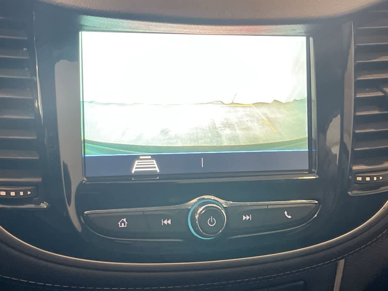 Thumbnail: 2019 Chevrolet Trax - 17