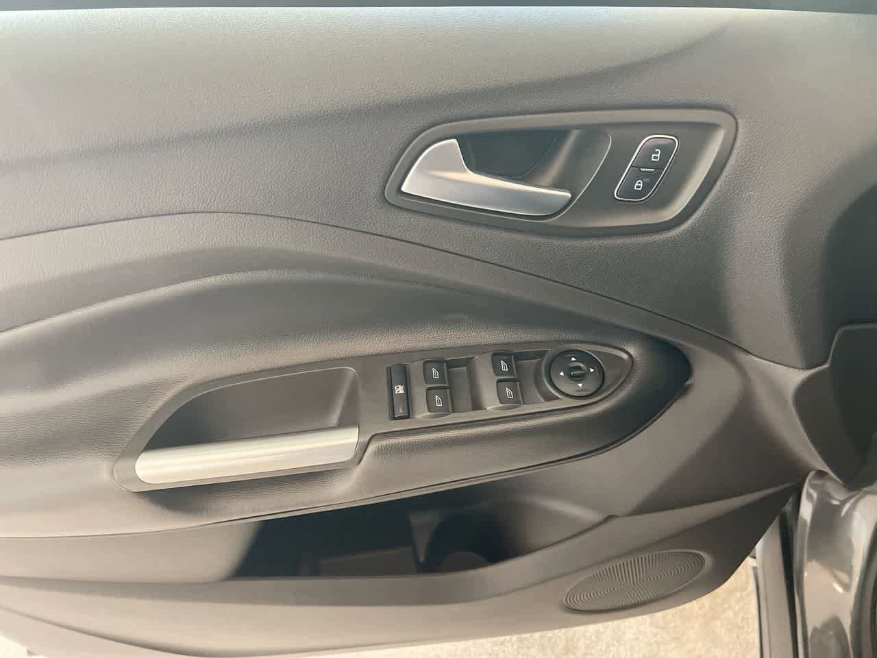 Thumbnail: 2018 Ford Escape - 13