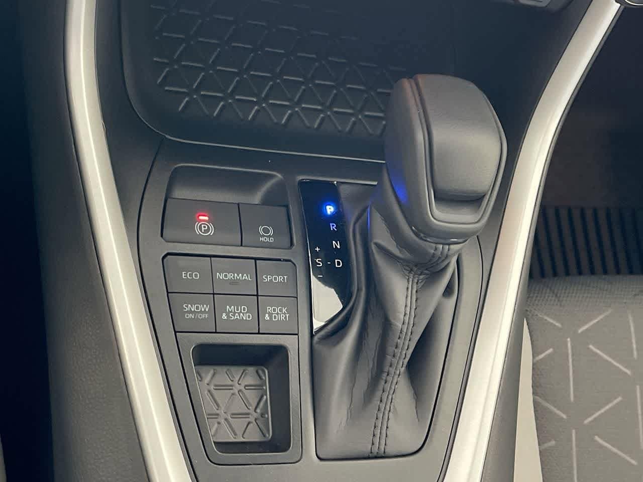 Thumbnail: 2025 Toyota RAV4 - 20