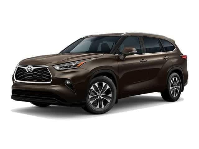 2022 Toyota Highlander XLE Hero Image