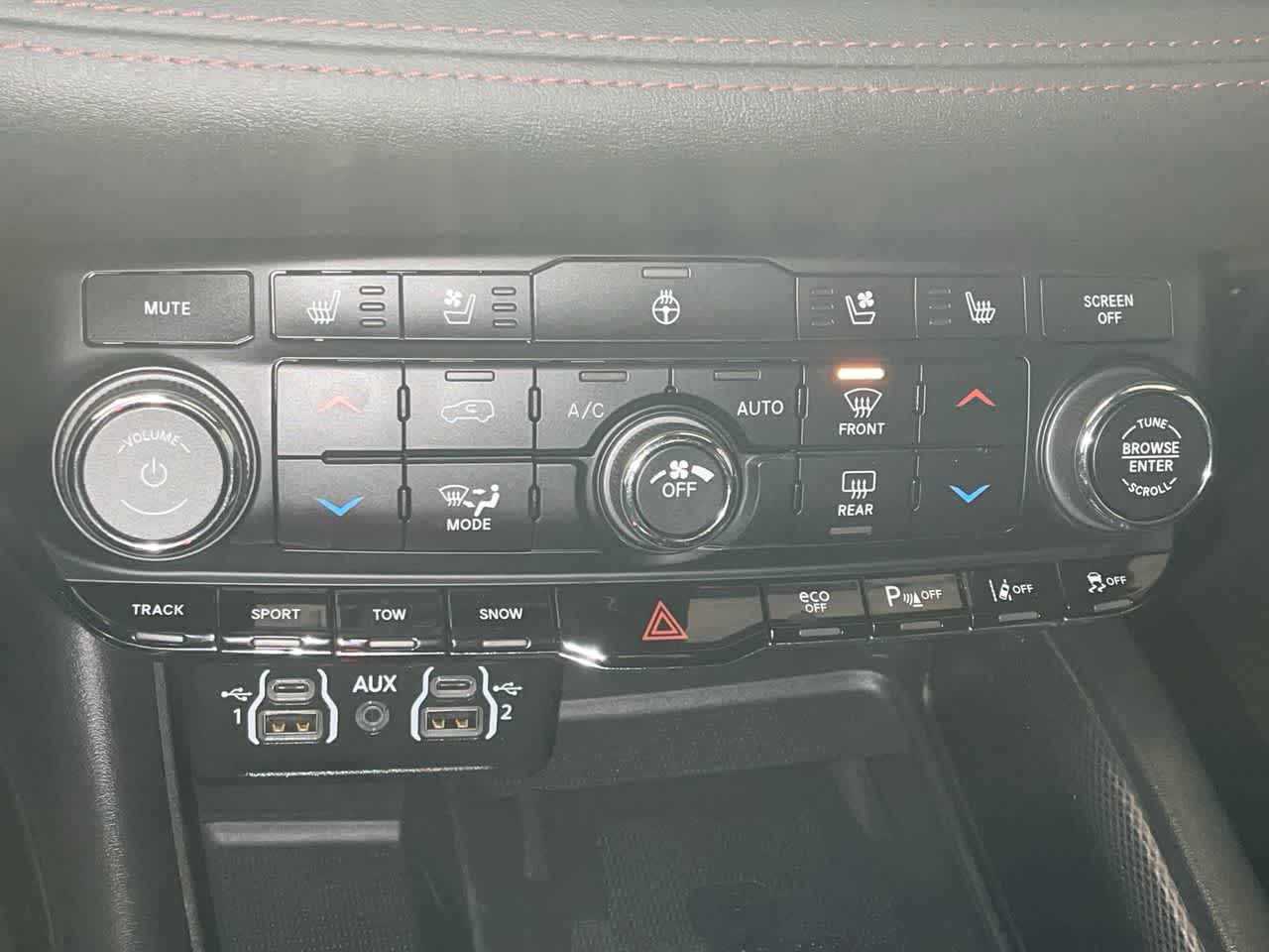Thumbnail: 2022 Dodge Durango - 19