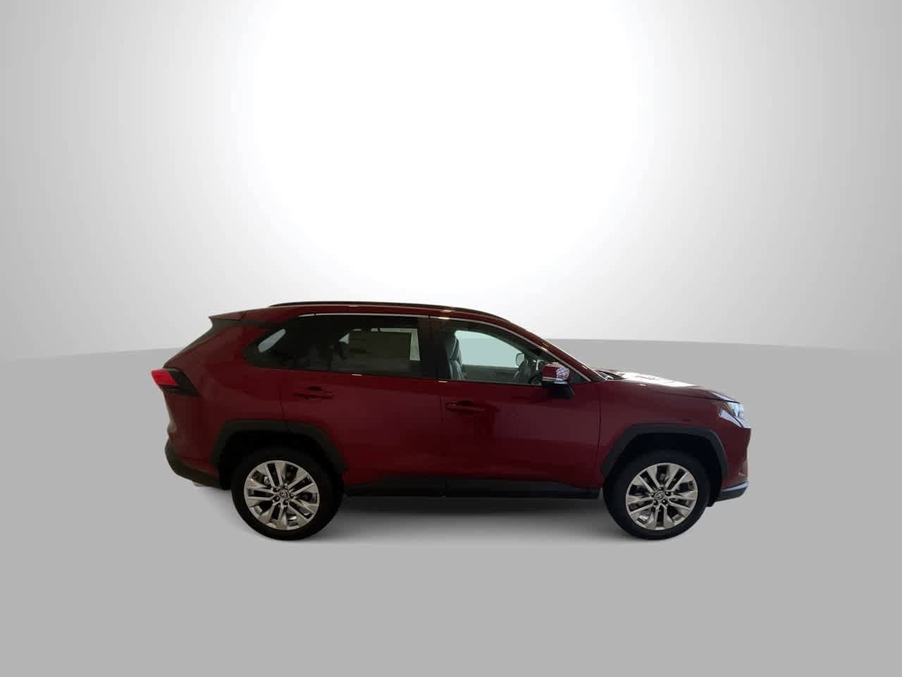 Thumbnail: 2025 Toyota RAV4 - 9