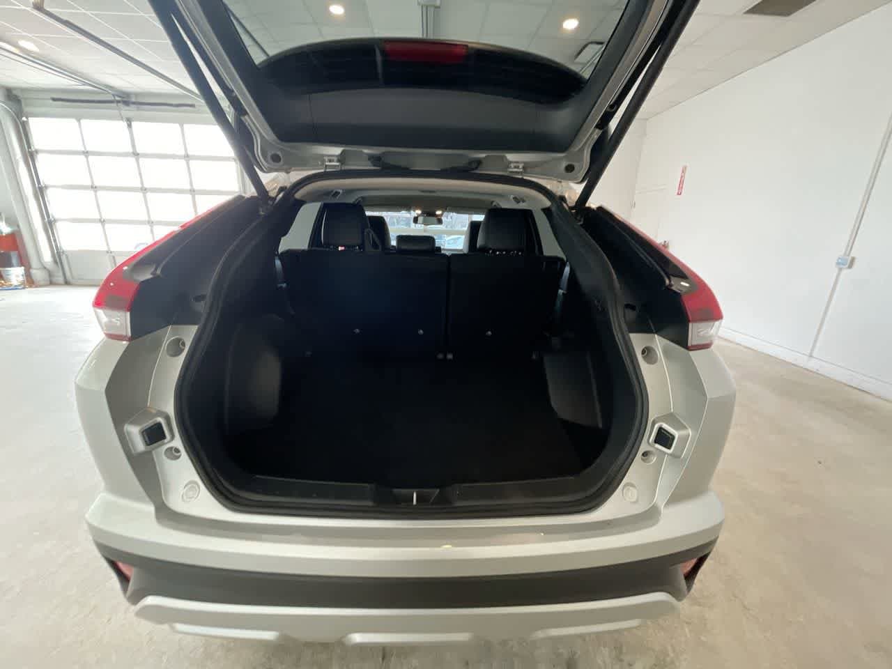 Thumbnail: 2024 Mitsubishi Eclipse Cross - 23