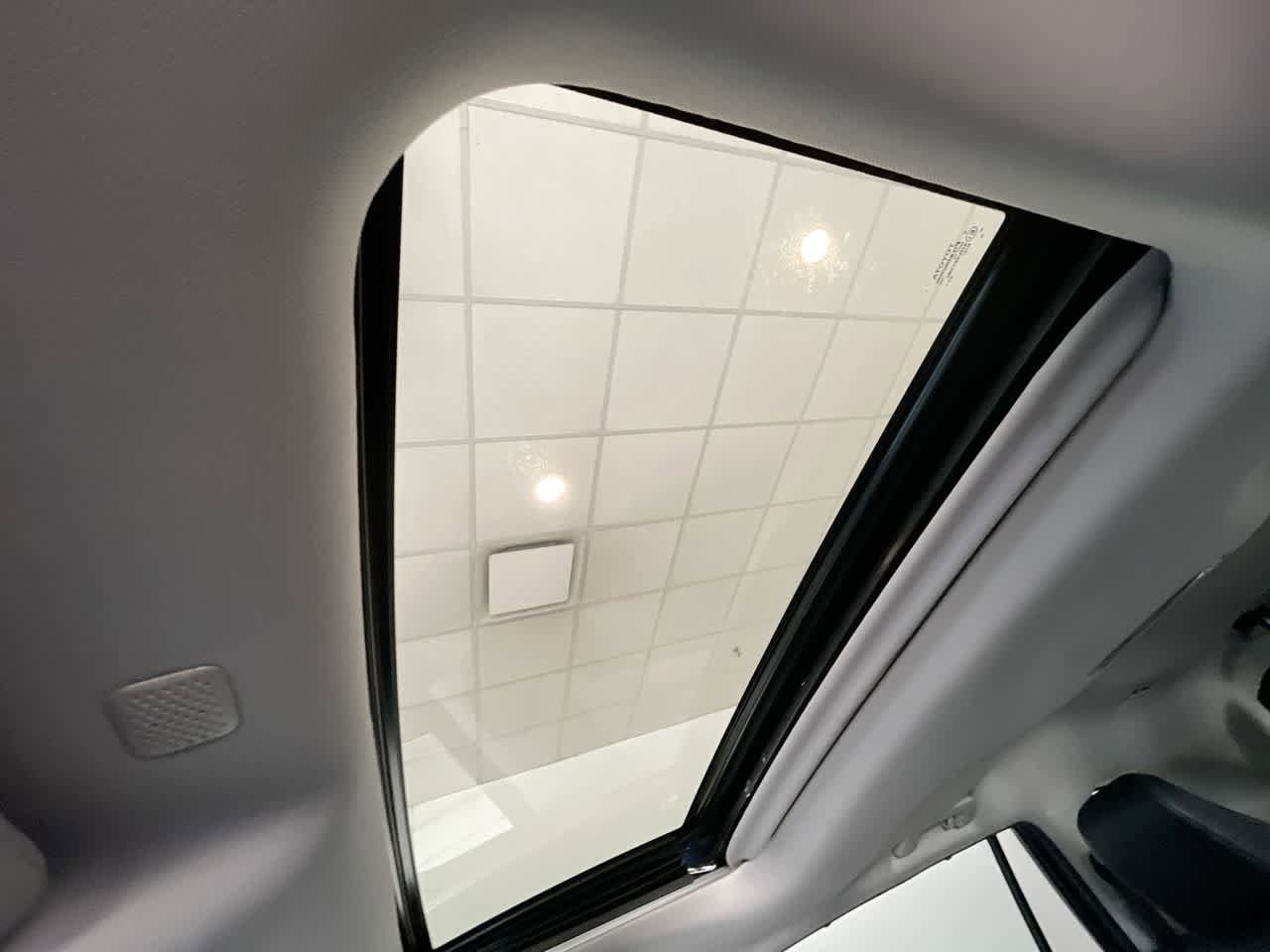 Thumbnail: 2020 Toyota Highlander - 22