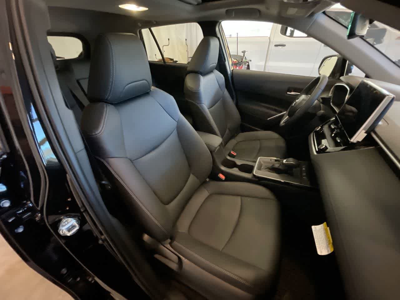 Thumbnail: 2026 Toyota Corolla Cross - 25