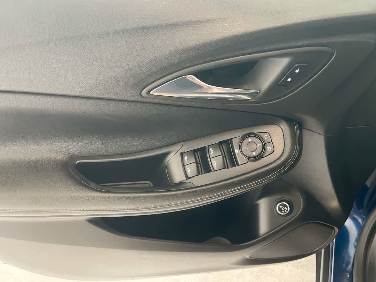 Thumbnail: 2022 Buick Encore GX - 12