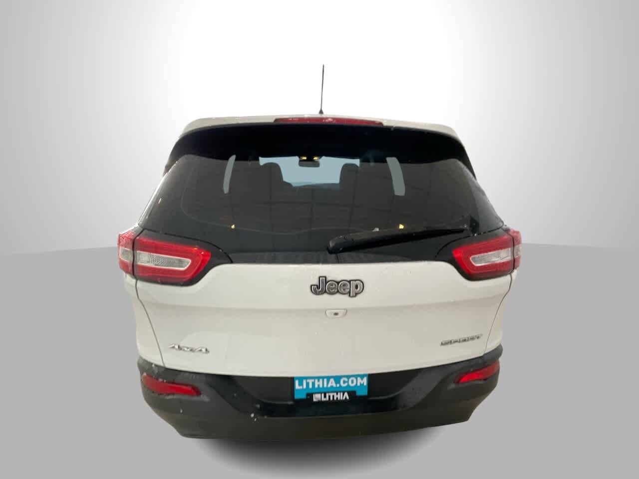 Thumbnail: 2015 Jeep Cherokee - 7