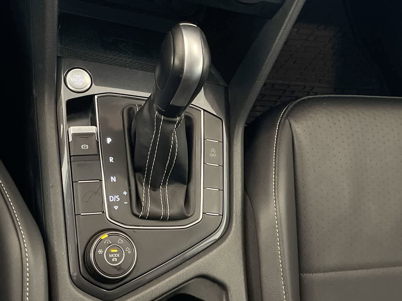 Thumbnail: 2021 Volkswagen Tiguan - 20