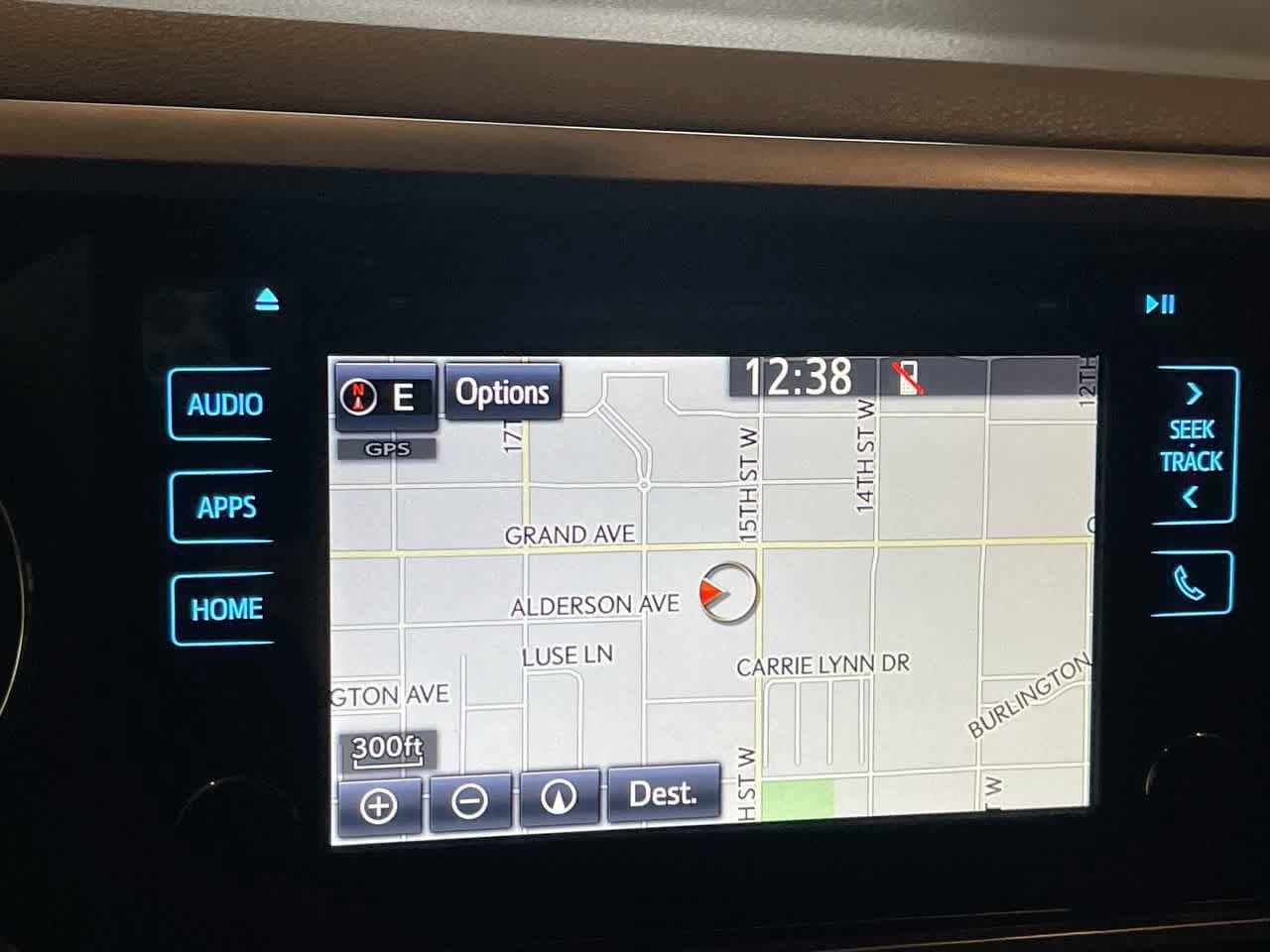 Thumbnail: 2018 Toyota Tacoma - 18