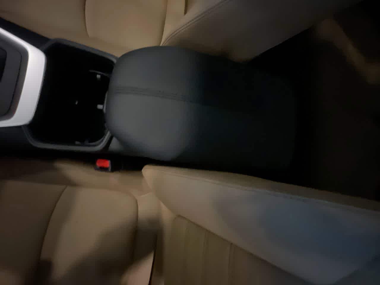 Thumbnail: 2025 Toyota RAV4 - 21