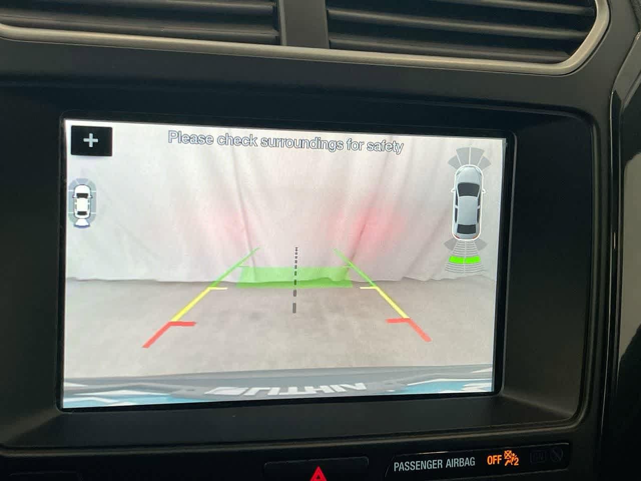 Thumbnail: 2018 Ford Explorer - 17