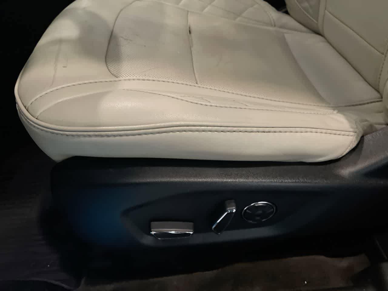 Thumbnail: 2018 Ford Explorer - 12