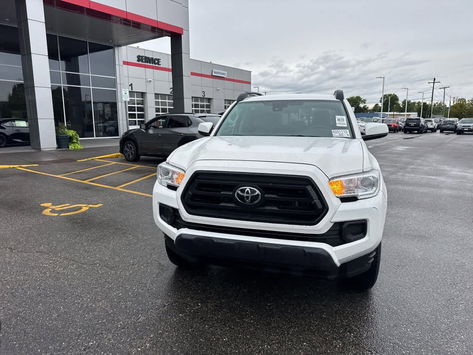 Thumbnail: 2022 Toyota Tacoma - 12