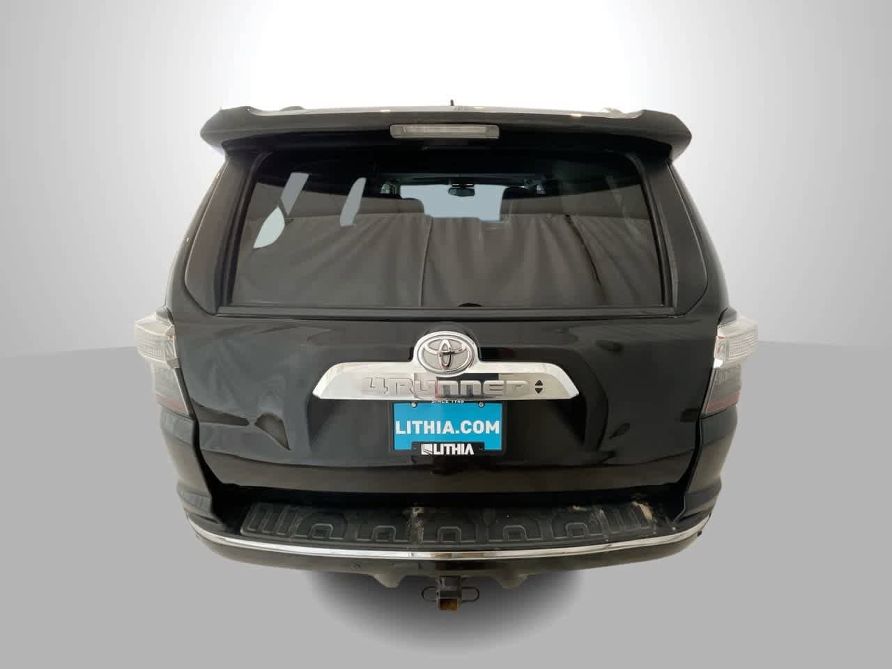 Thumbnail: 2017 Toyota 4Runner - 7