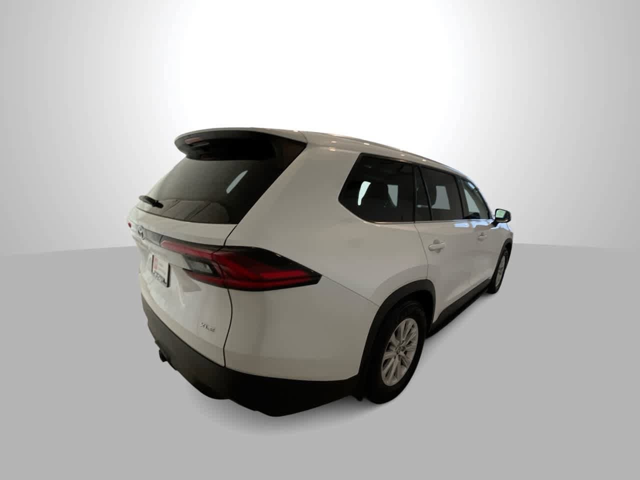 Thumbnail: 2025 Toyota Grand Highlander - 8