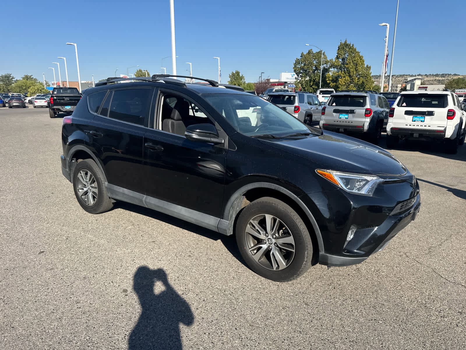 Thumbnail: 2018 Toyota RAV4 - 7