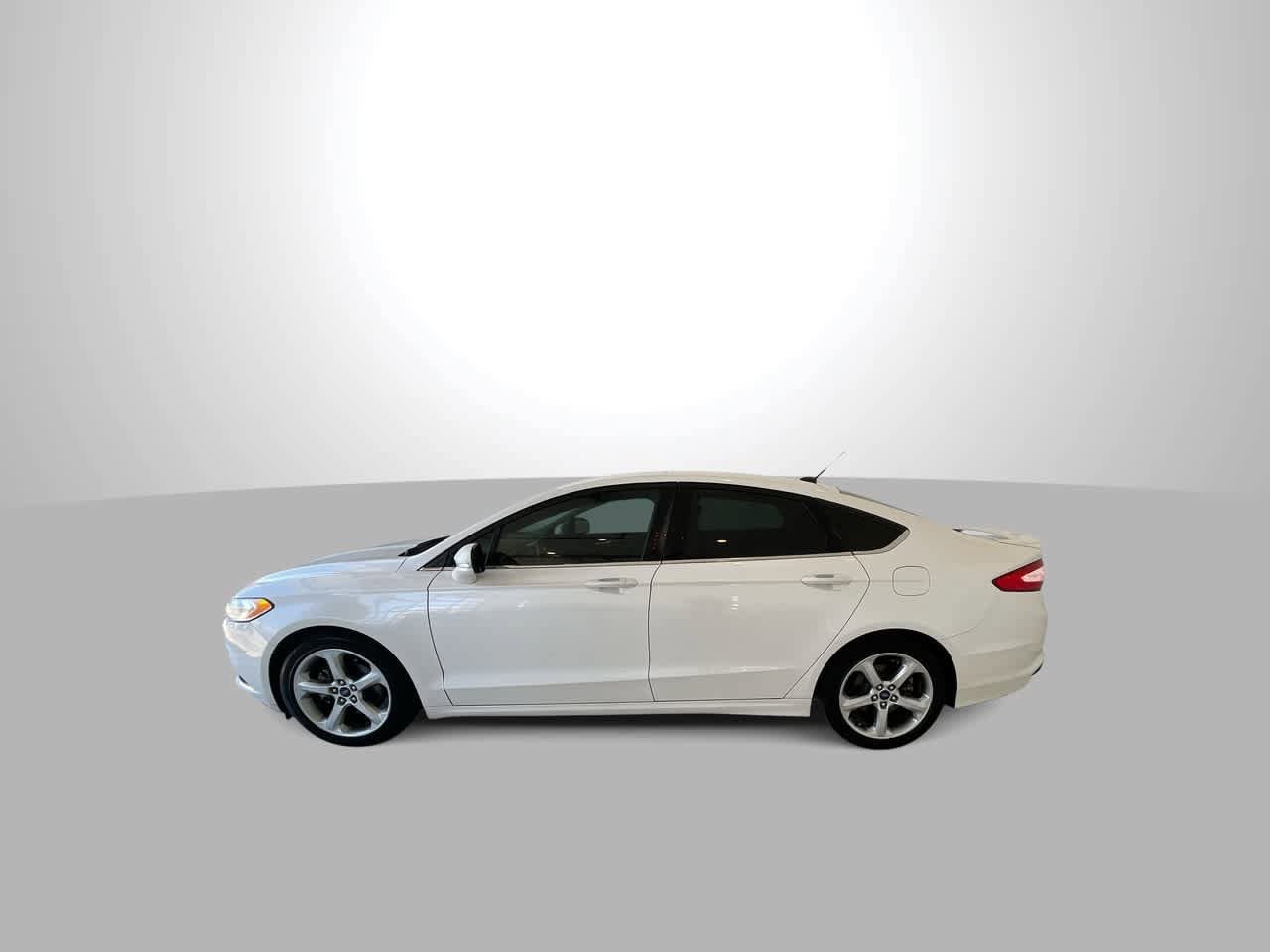 Thumbnail: 2016 Ford Fusion - 5
