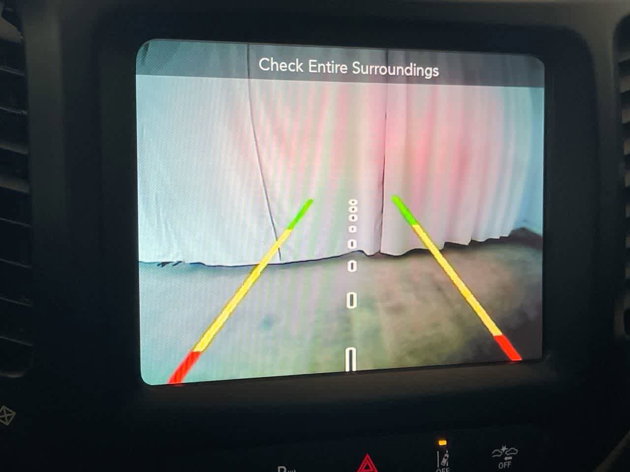 Thumbnail: 2015 Jeep Cherokee - 17