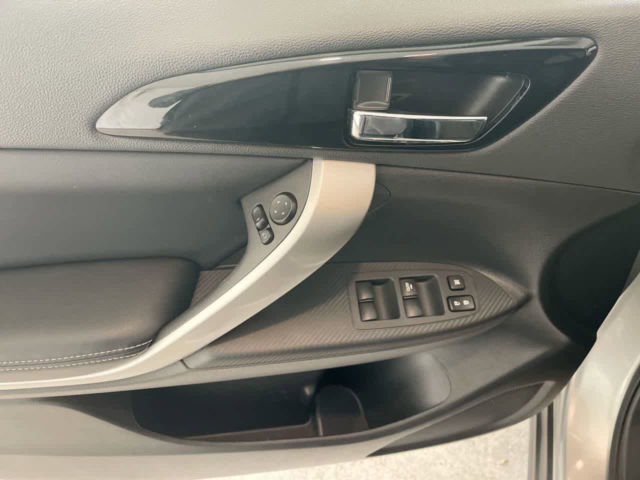 Thumbnail: 2024 Mitsubishi Eclipse Cross - 13