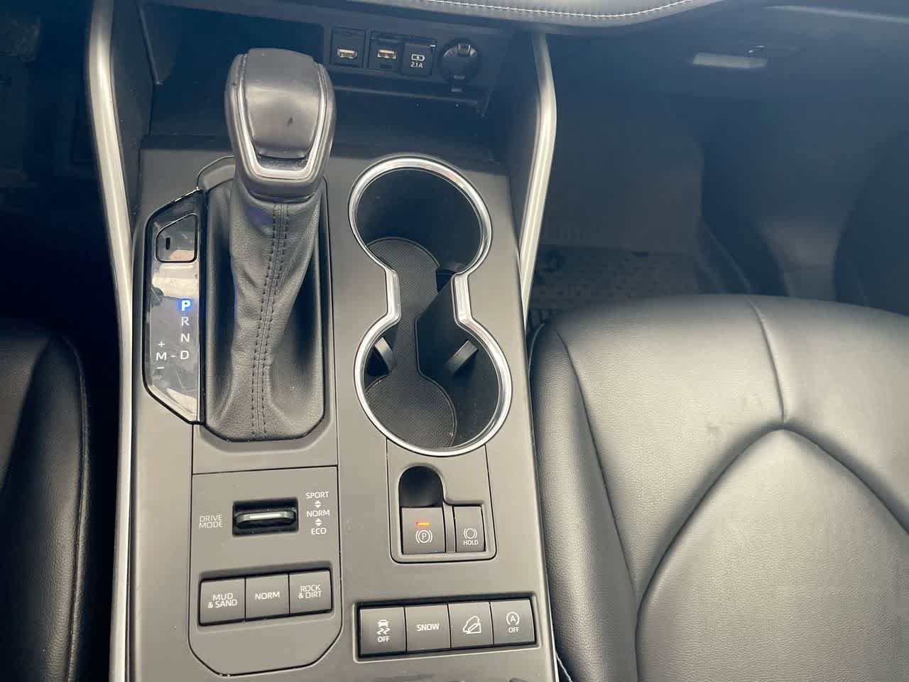 Thumbnail: 2021 Toyota Highlander - 20