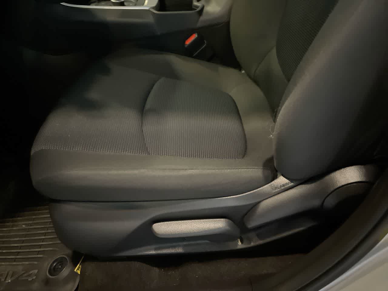 Thumbnail: 2024 Toyota RAV4 - 12