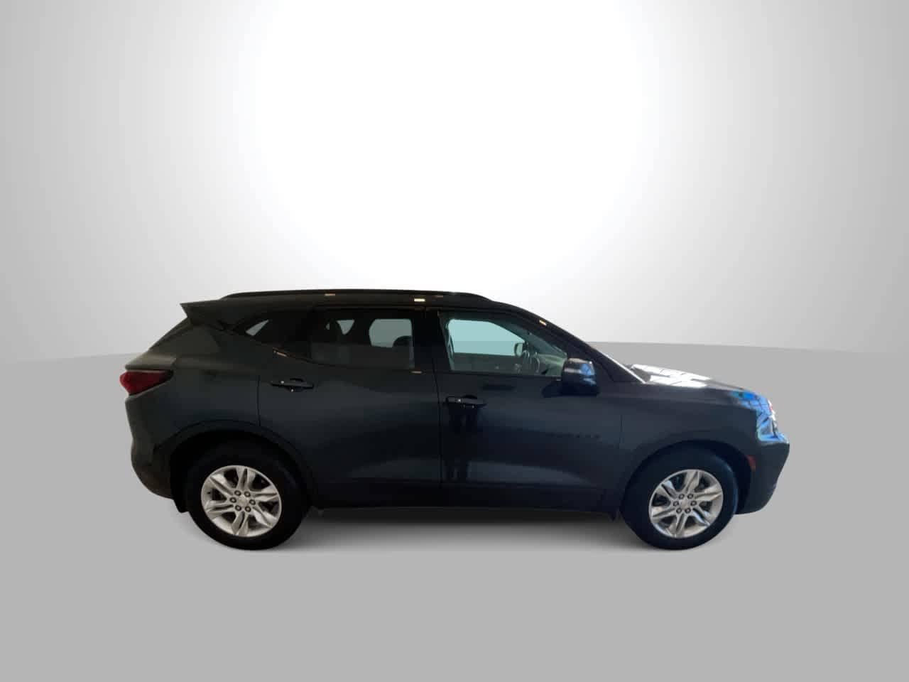 Thumbnail: 2019 Chevrolet Blazer - 9