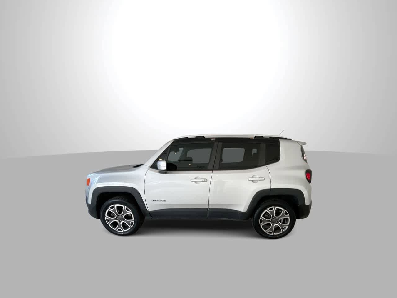 Thumbnail: 2017 Jeep Renegade - 5