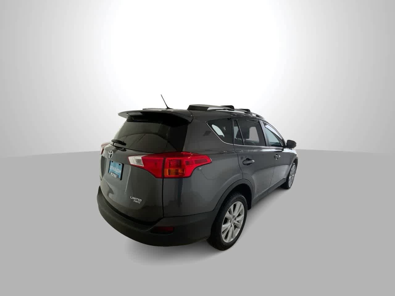 Thumbnail: 2013 Toyota RAV4 - 8