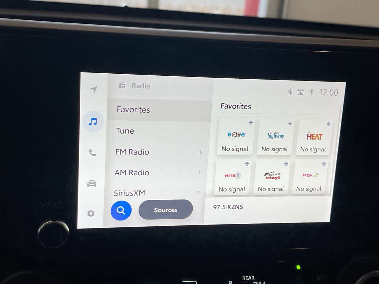 Thumbnail: 2023 Toyota Highlander - 16
