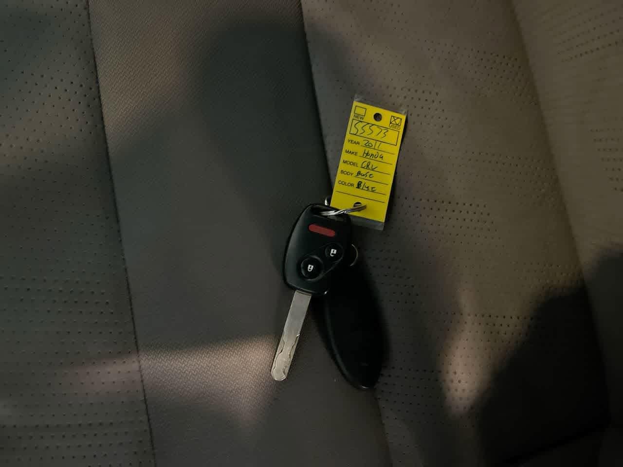 Thumbnail: 2011 Honda CR-V - 24