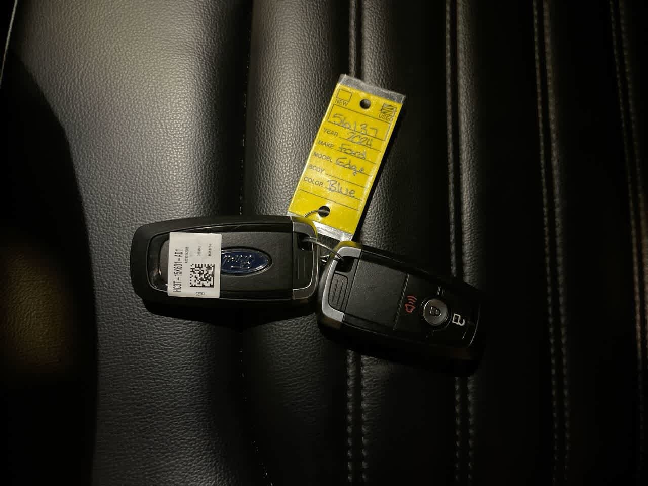 Thumbnail: 2024 Ford Edge - 25