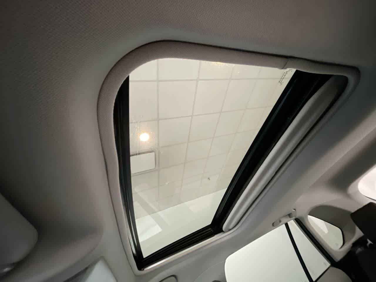 Thumbnail: 2020 Toyota RAV4 - 22