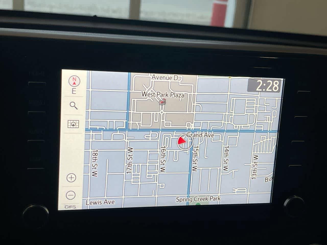 Thumbnail: 2020 Toyota Highlander - 18