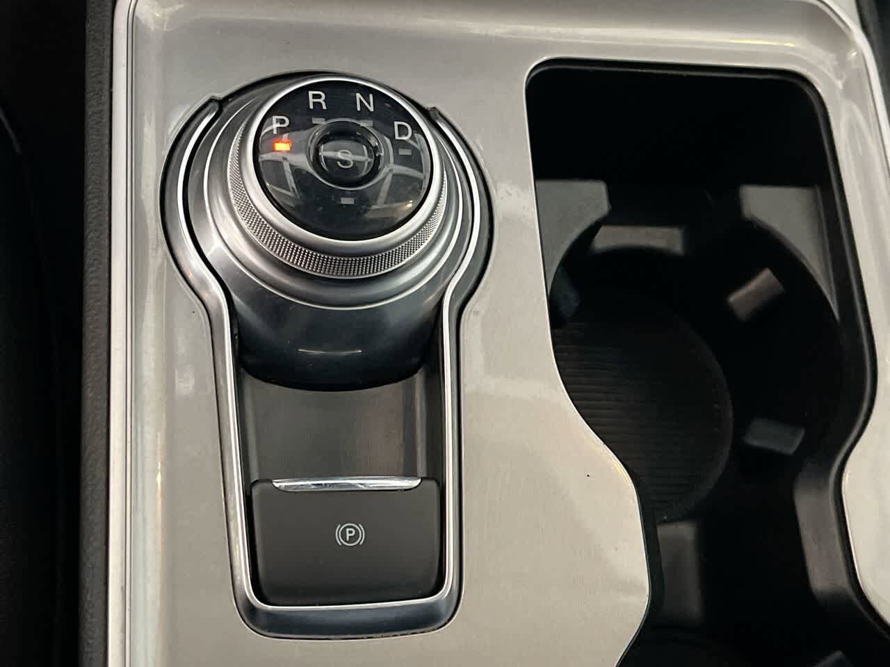 Thumbnail: 2024 Ford Edge - 19