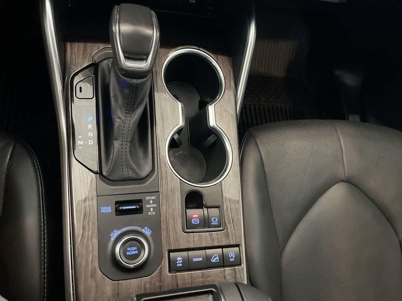 Thumbnail: 2021 Toyota Highlander - 20