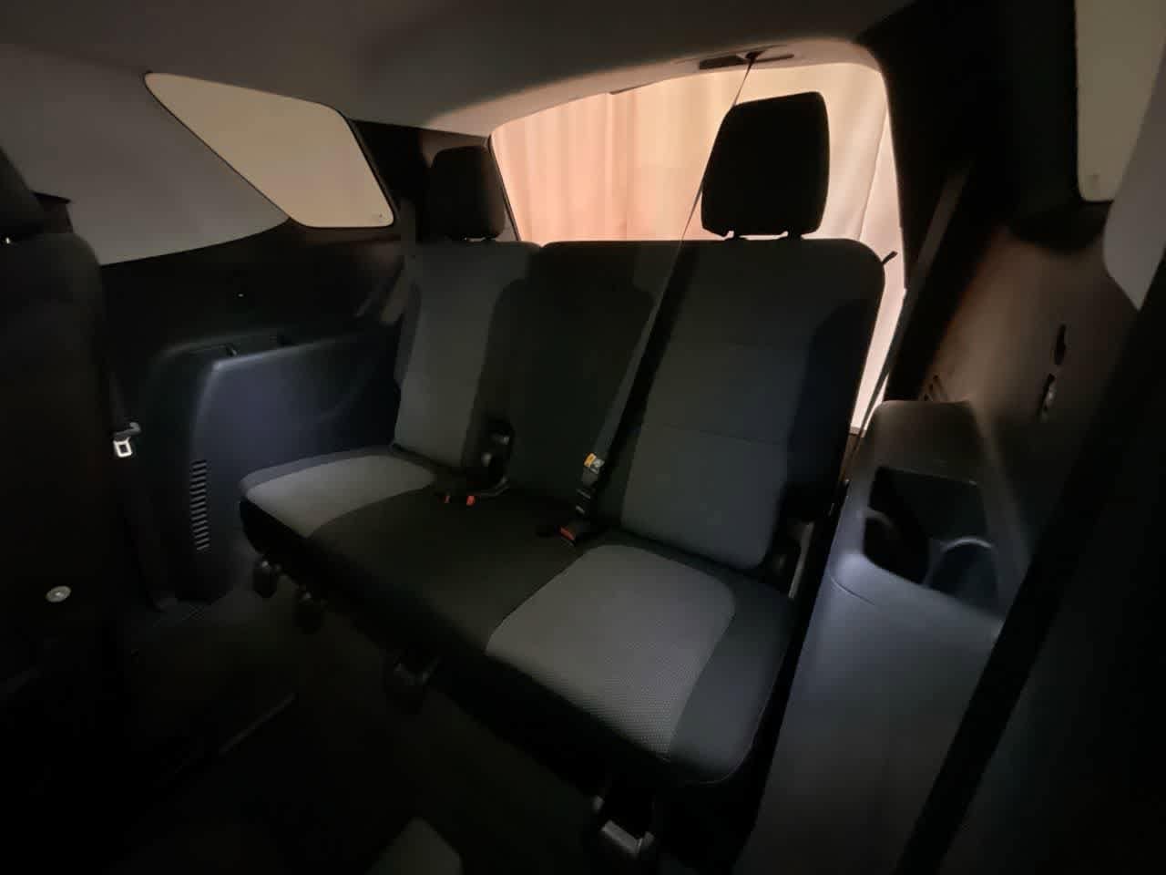 Thumbnail: 2021 Chevrolet Traverse - 23