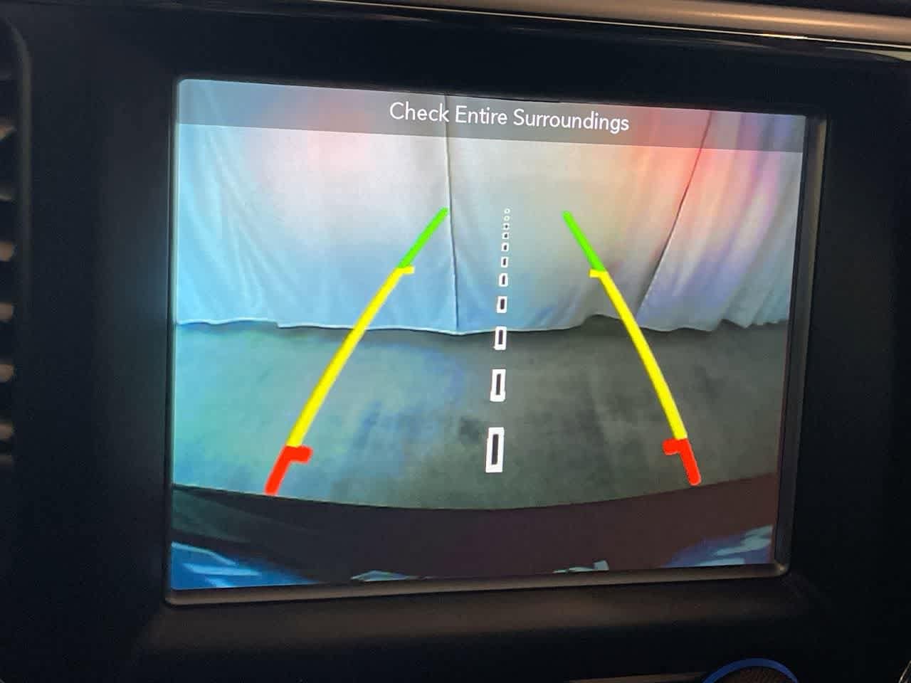 Thumbnail: 2018 Jeep Grand Cherokee - 17