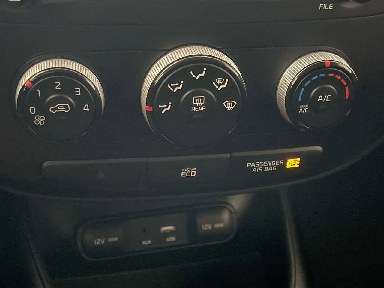 Thumbnail: 2016 Kia Soul - 18