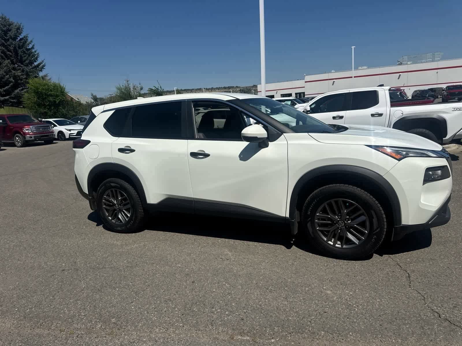 Thumbnail: 2021 Nissan Rogue - 9