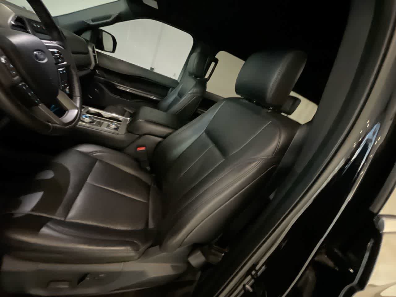 Thumbnail: 2020 Ford Expedition - 11