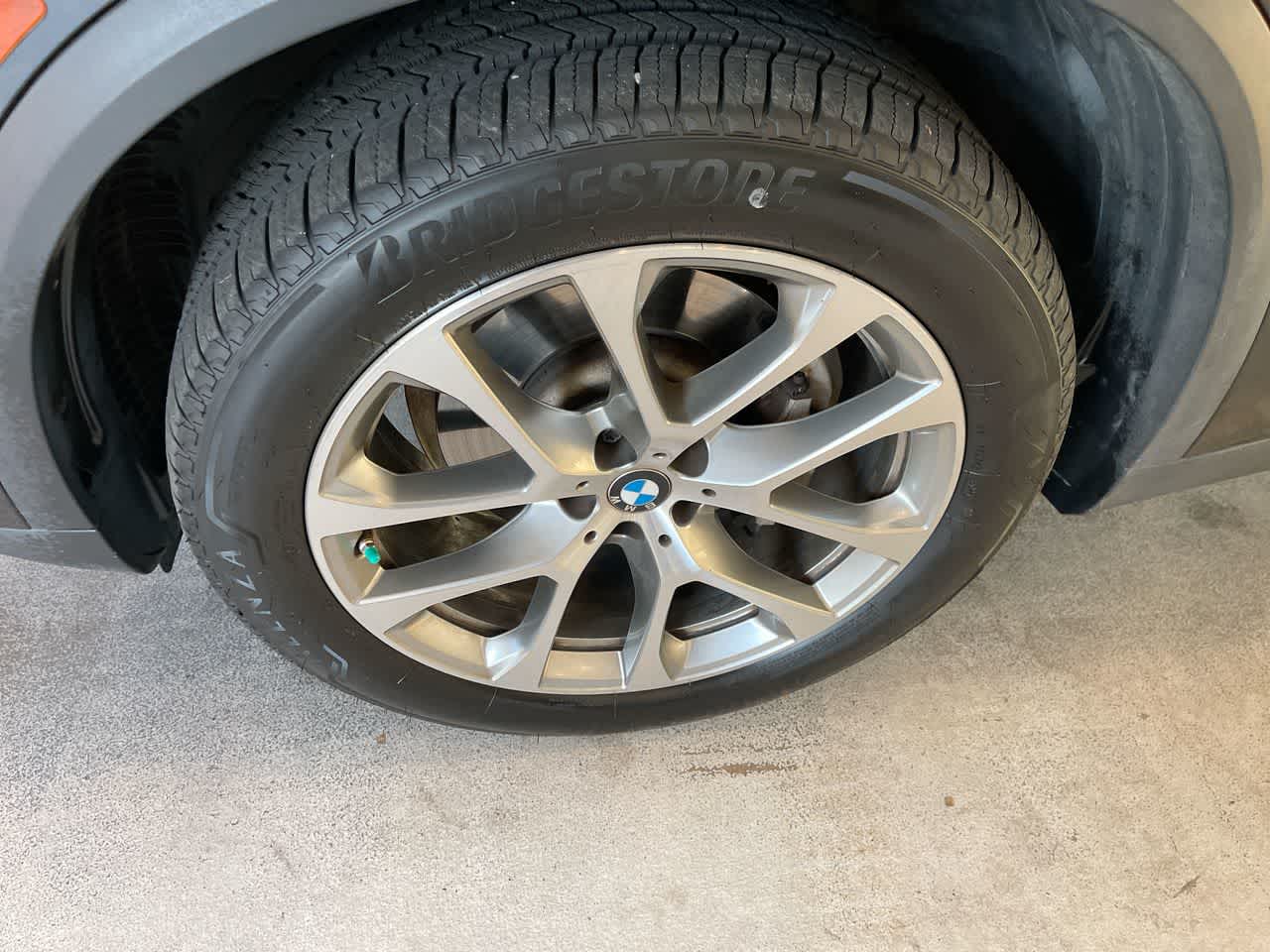 Thumbnail: 2021 BMW X5 - 9
