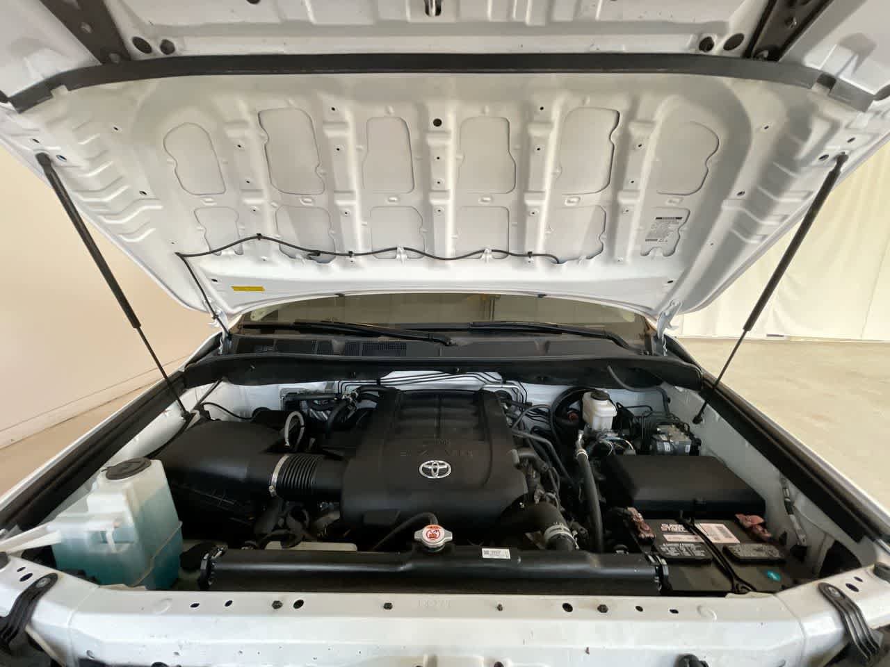 Thumbnail: 2019 Toyota Sequoia - 27