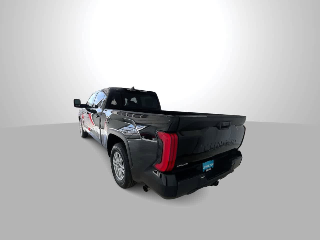 2026 Toyota Tundra SR5 - Photo 6