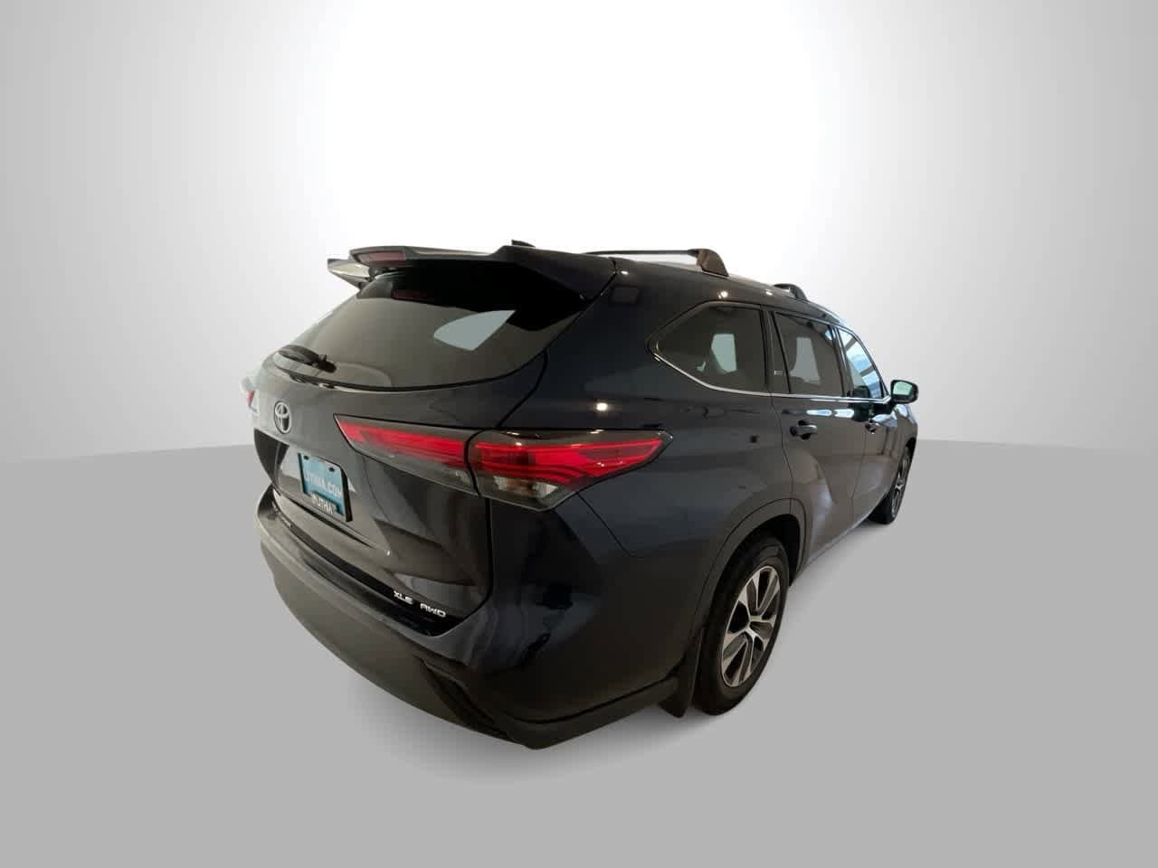 Thumbnail: 2020 Toyota Highlander - 8