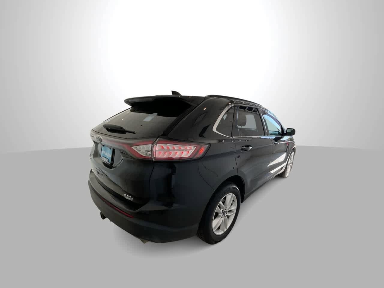 Thumbnail: 2015 Ford Edge - 8