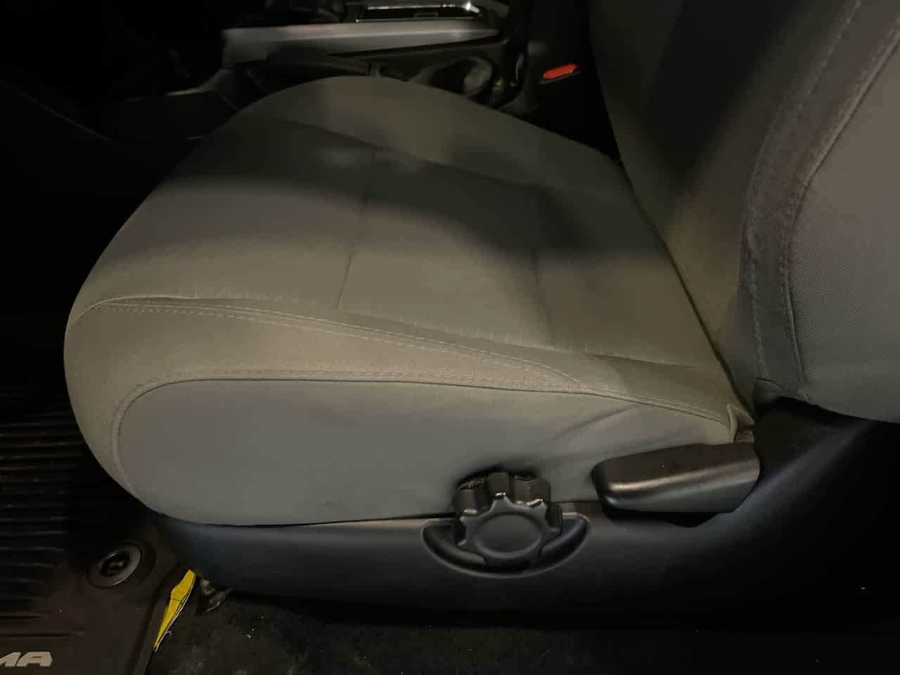 Thumbnail: 2018 Toyota Tacoma - 12