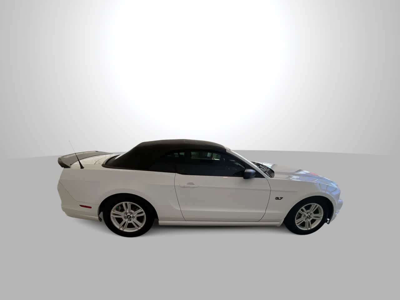 Thumbnail: 2014 Ford Mustang - 9