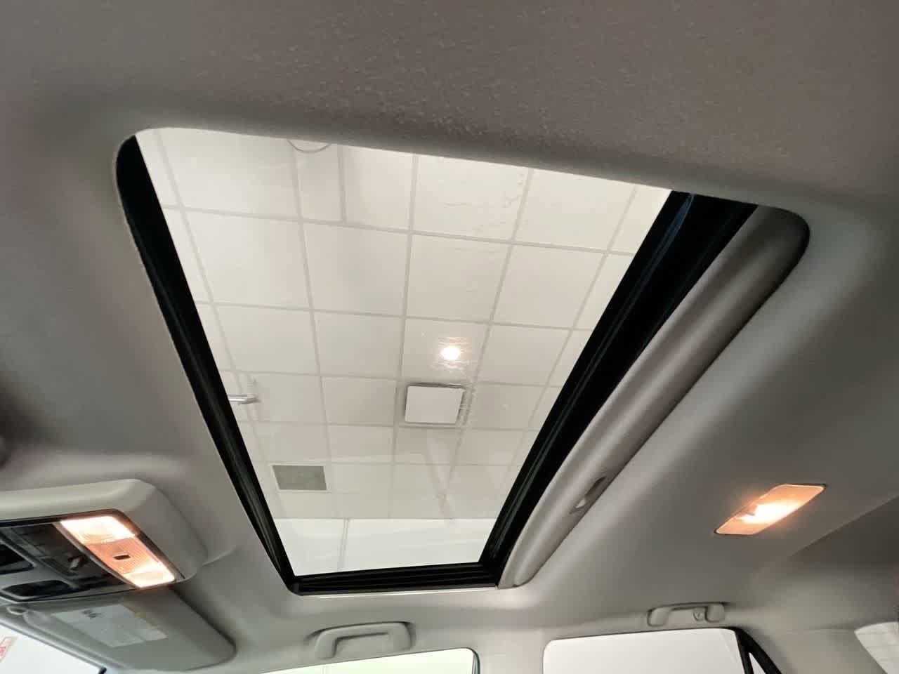 Thumbnail: 2016 Toyota 4Runner - 22